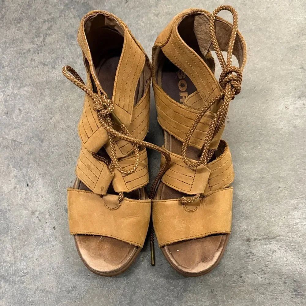 Sorel Women's Brown Lace-Up Sandals